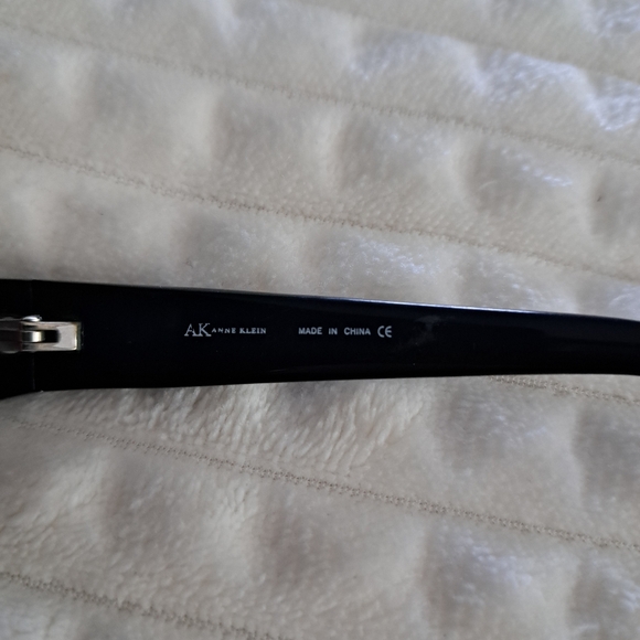 AK frames - Picture 6 of 8